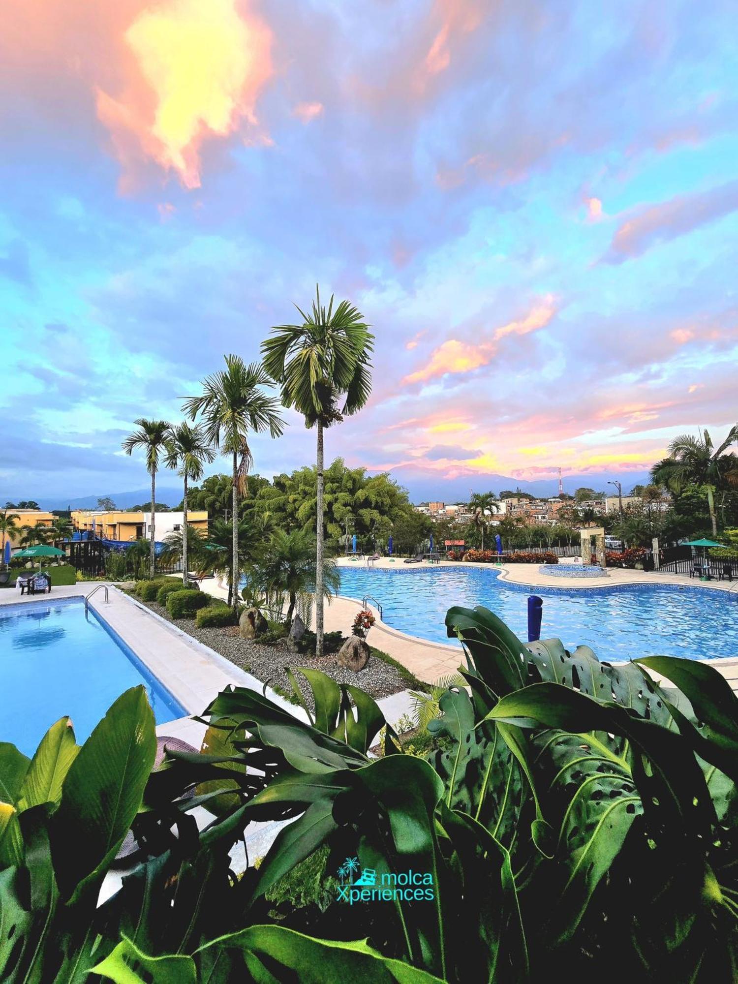 Apartamento Privado Vacacional A 5M Del Aeropuerto, 20 Minutos Del Parque Del Cafe Y Centro De Armenia Con 4 Piscinas, 3 Jacuzzi, Sauna By Molca Xperiences 2H Exteriör bild