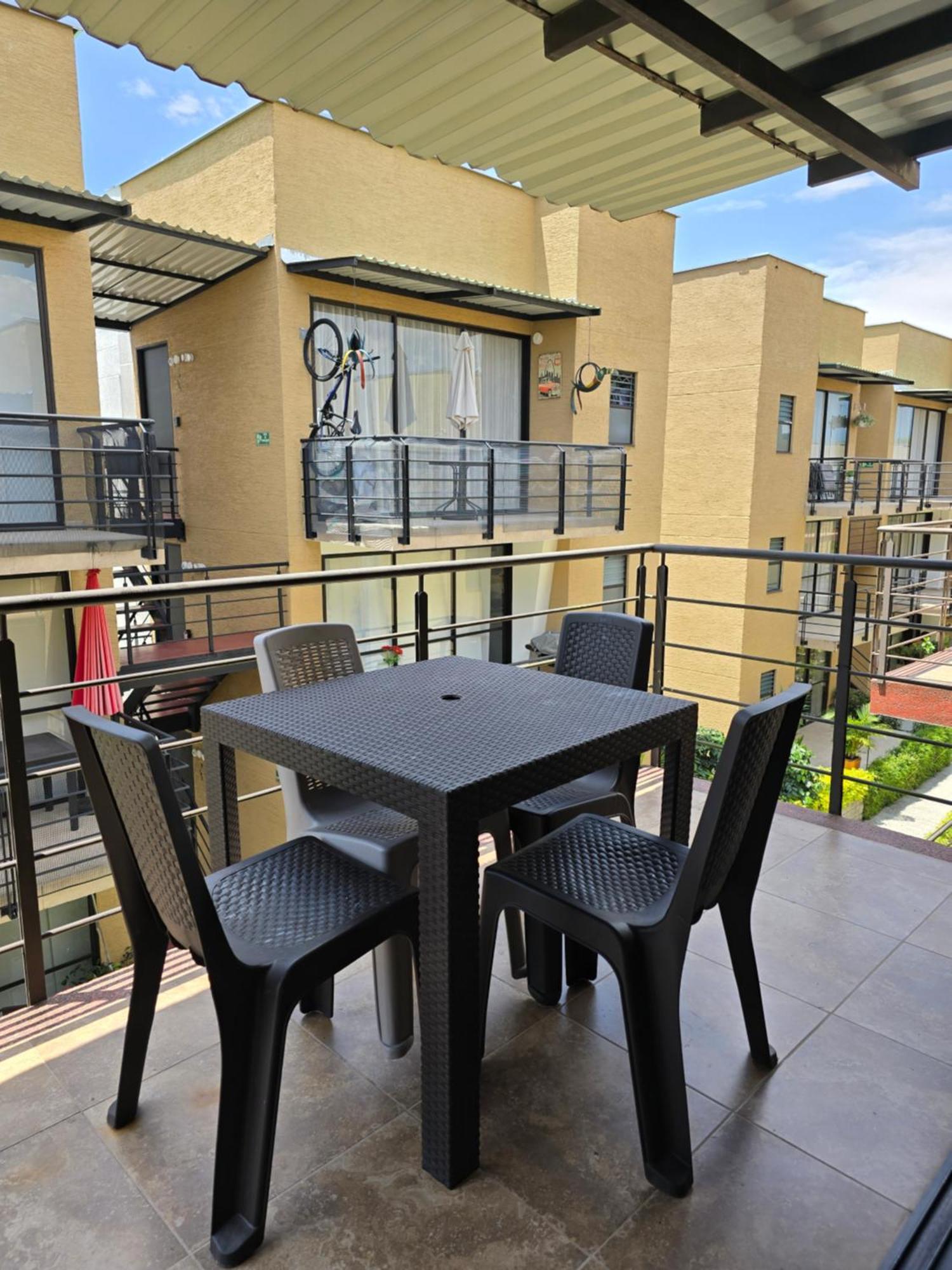 Apartamento Privado Vacacional A 5M Del Aeropuerto, 20 Minutos Del Parque Del Cafe Y Centro De Armenia Con 4 Piscinas, 3 Jacuzzi, Sauna By Molca Xperiences 2H Exteriör bild